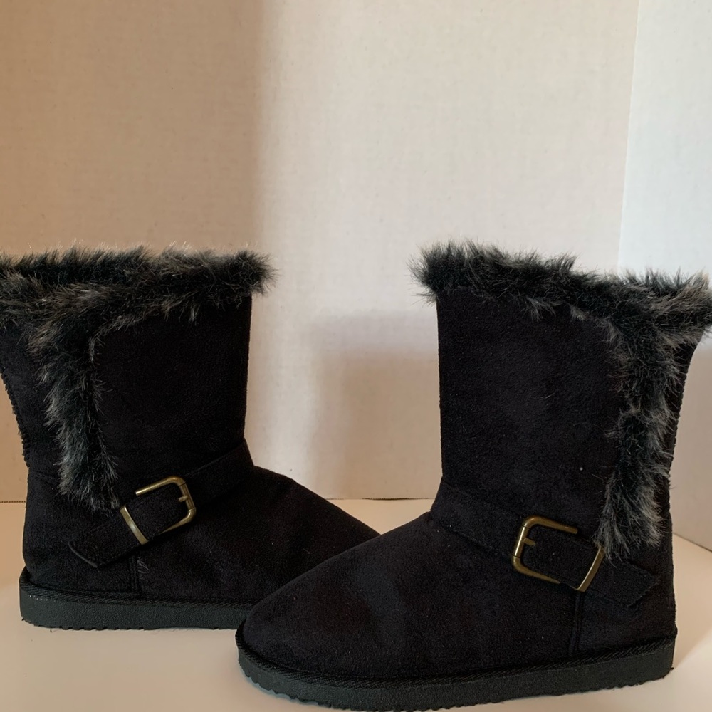 Boots - Picture 2 of 2